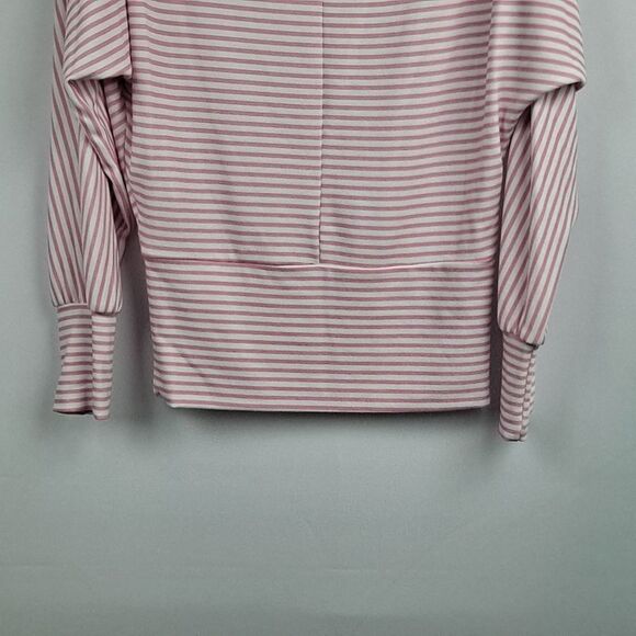 Ladies Off the Shoulder top NWOT - Picture 9 of 9